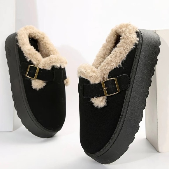 Cozy Tan Fur-Lined Slip-On Ankle Boots Size 8 - Picture 1 of 8